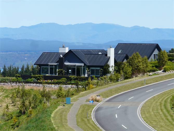The Lakeview House Taupo Bagian luar foto
